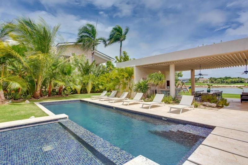 Luxury 8BR Villa Hacienda Punta Cana - image 22