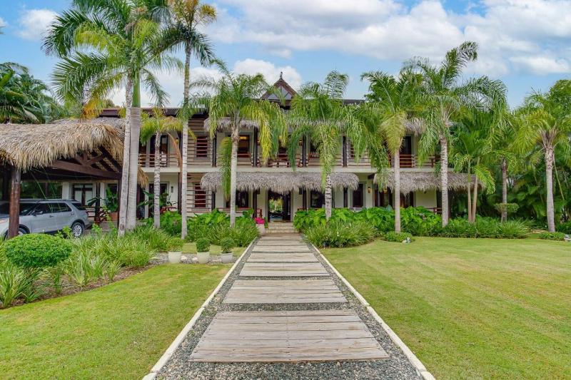 Tortuga C17 Luxury Villa Punta Cana Sleeps 14 - image 48