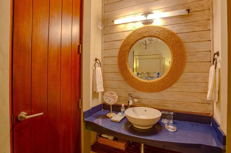 Tortuga C17 Luxury Villa Punta Cana Sleeps 14 - image 12