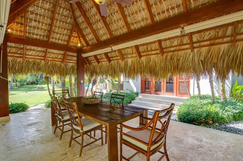 Luxury 4BR Villa Sleeps 10 La Cana Punta Cana - image 32