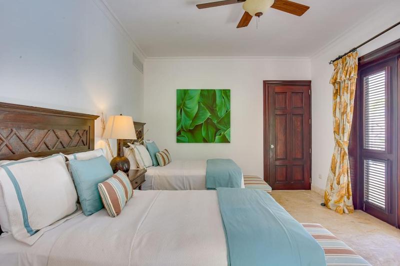 Luxury 4BR Villa Sleeps 10 La Cana Punta Cana - image 29