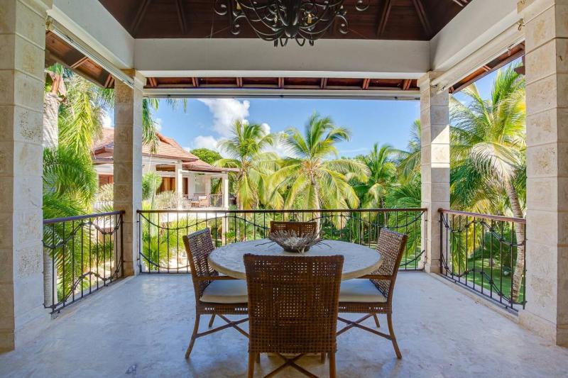 Luxury 4BR Villa Sleeps 10 La Cana Punta Cana - image 36
