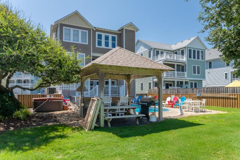 High Cotton - Old Nags Head Place Ocean View 325 Yds to Beach Elevator Pool Hot Tub Tiki Bar - image 38