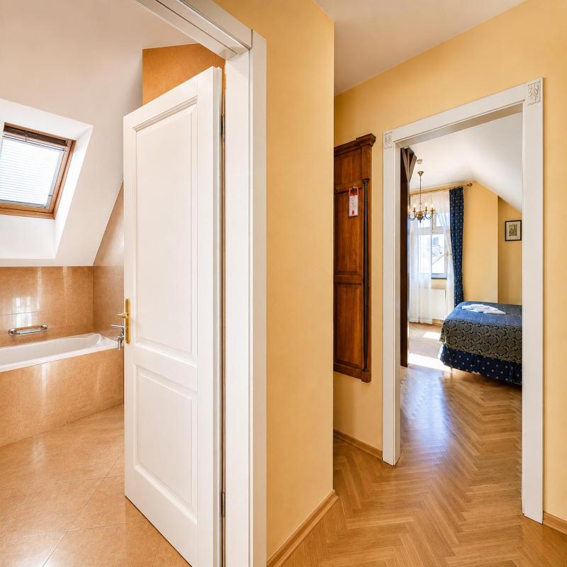 Salvator Hotel - image 39