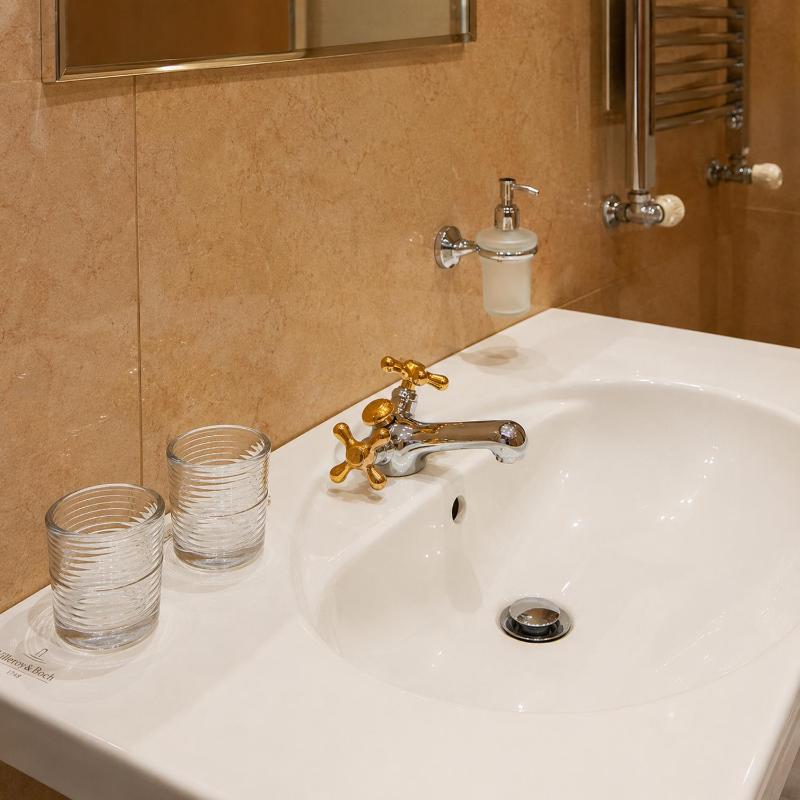 Salvator Hotel - image 36