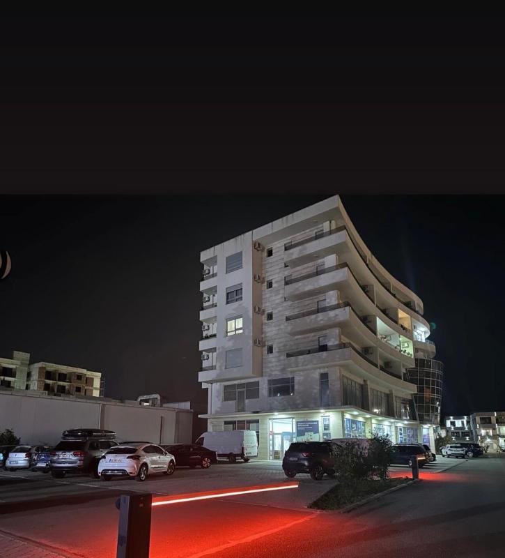 Rron Rrust flat - image 16