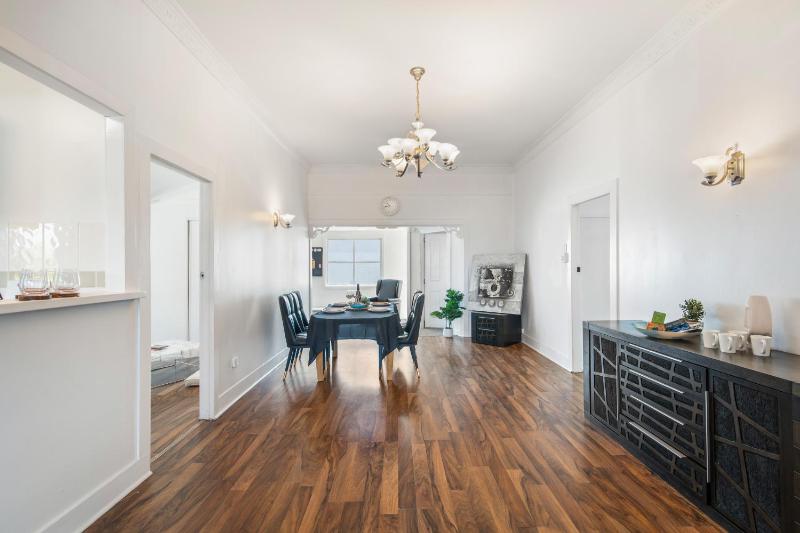 Elegant 4-Bedroom Upper-Level Home in Camp Hill - image 6