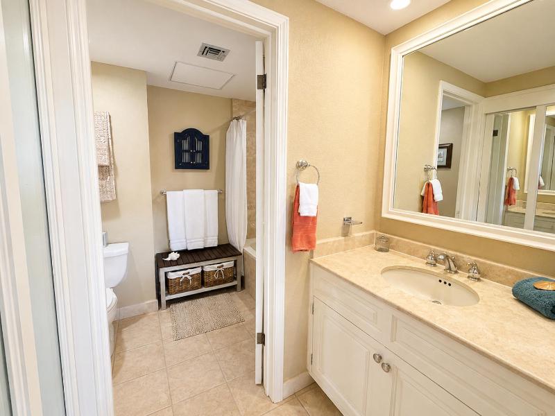 Sandy Beach Princesa B309 Ocean Front Resort - image 36