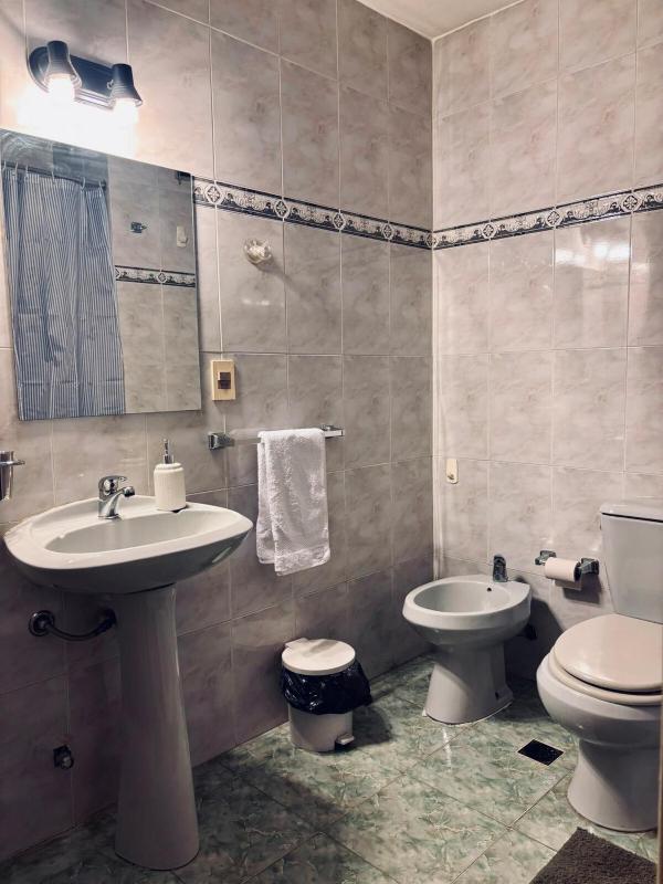 Bright - Cozy - Spacious Downtown MVD - Sleeps 4 - image 10