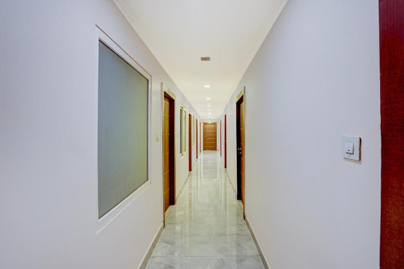 Townhouse Oak Prayagraj Bus Terminal Road - image 8