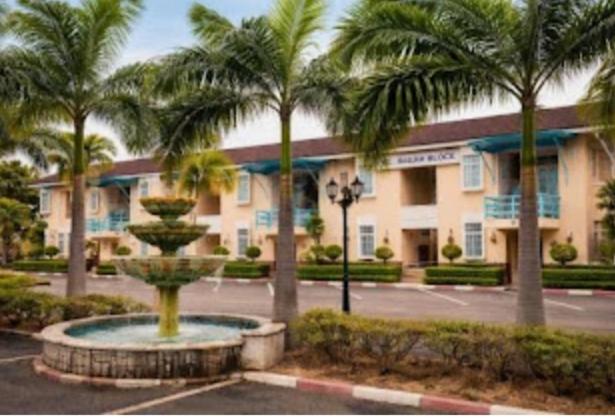 Madugu Hotel Jabi Abuja - image 8