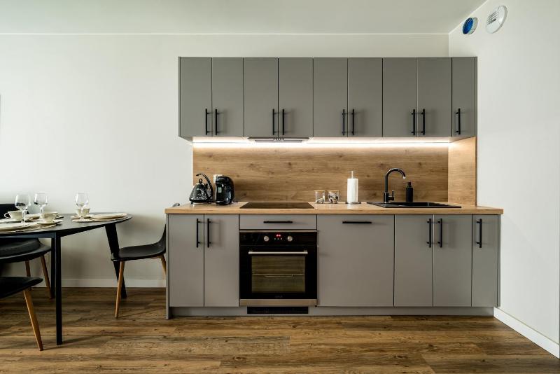 RentPlanet - Apartament Walońska - image 24