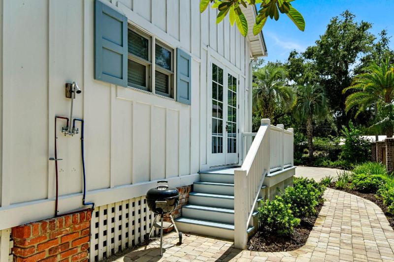 Saltwater Oaks - image 34