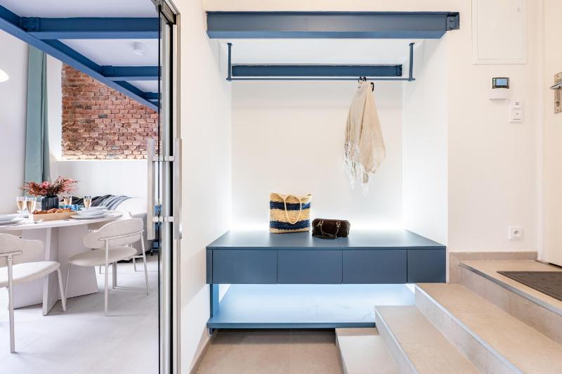 Prague Days - One Bedroom Apartments with Loft Bed and 250 Mbps WiFi in VInohrady - image 6