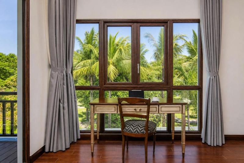 Koaniva Furama Four Bedrooms Private Villas - image 13