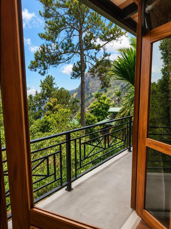 Solmira lofts luxury cabins - image 5