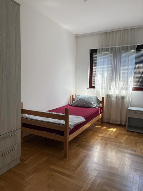 Reshó Apartment - image 2