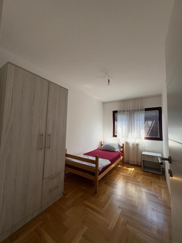 Reshó Apartment - image 9
