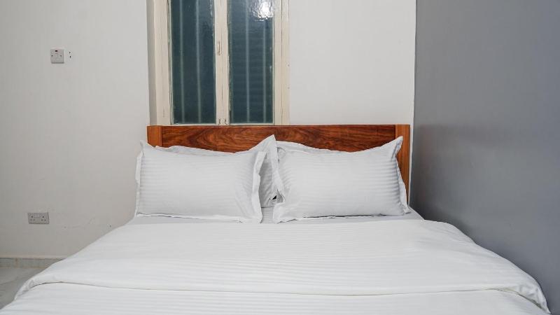 Boutique Stonetown 2 bedroom Apartment - image 13