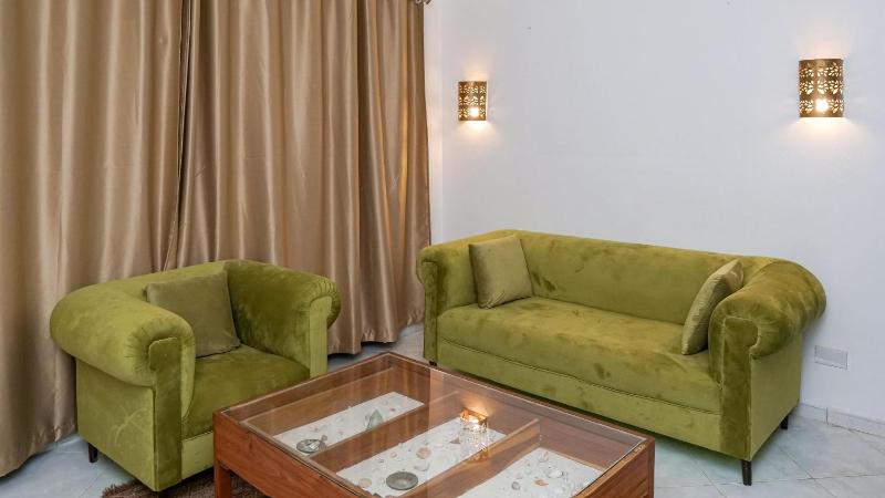 Boutique Stonetown 2 bedroom Apartment - image 5