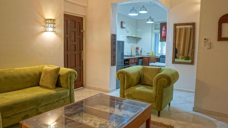 Boutique Stonetown 2 bedroom Apartment - image 6