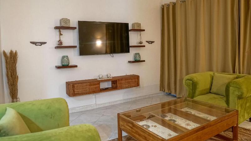 Boutique Stonetown 2 bedroom Apartment - image 14