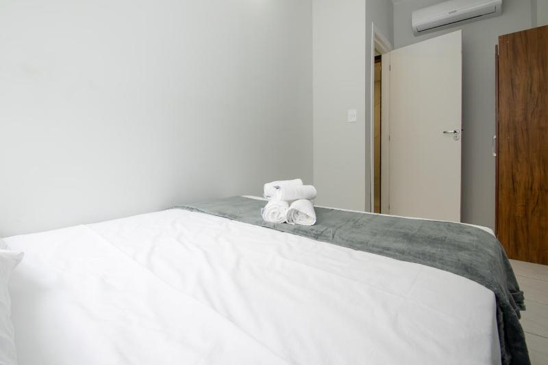 Apto Amplo com 4 Quartos a 350m Praia GU2131 - image 15