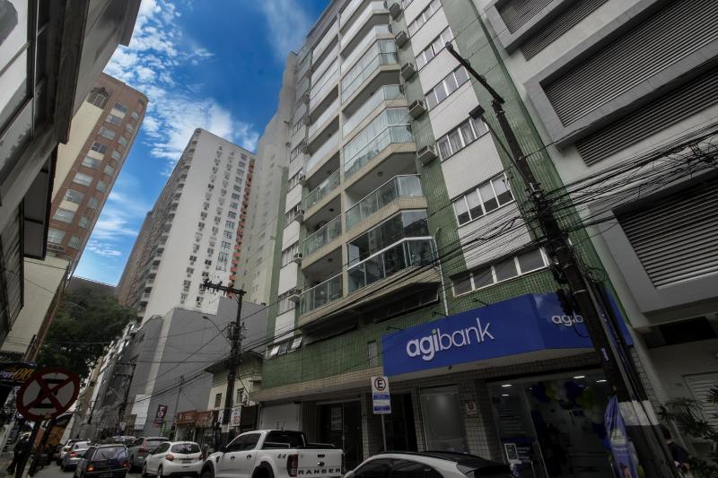 Apto Amplo com 4 Quartos a 350m Praia GU2131 - image 14