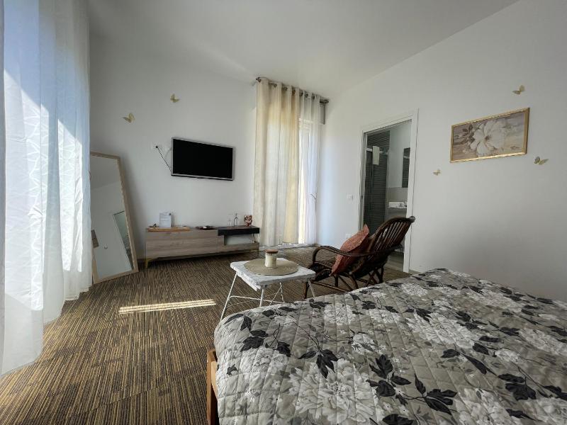 MiDora GuestHouse - image 16