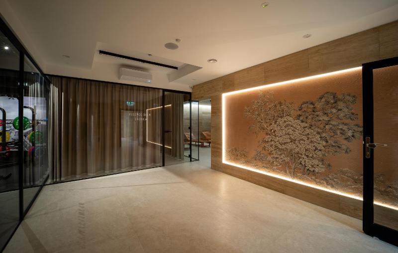 Tower Hotel Wrocław - image 10