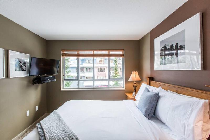 Whistler Blackcomb Vacation Rentals - Village locations - image 9