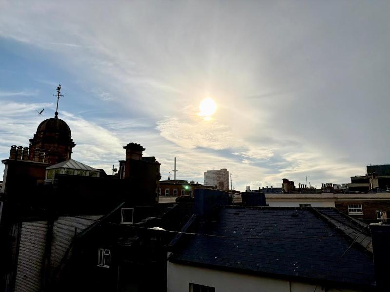 Central Brighton Amazing City Views Sleeps 6 - image 28