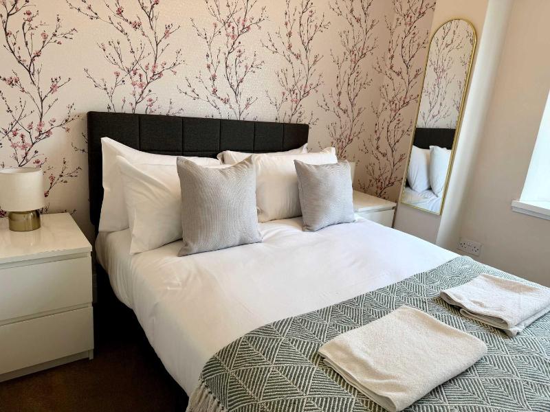 Central Brighton Amazing City Views Sleeps 6 - image 5
