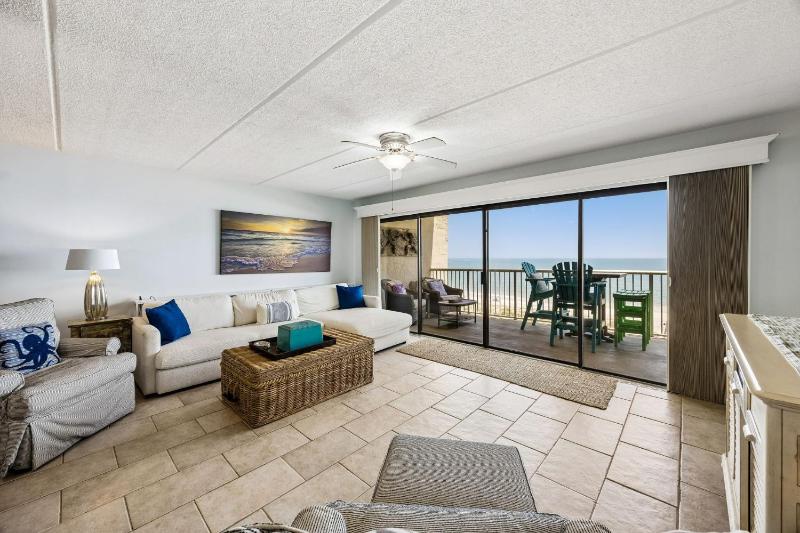 Beachfront 6th floor Condo with Ocean View - Amelia by the Sea - image 44
