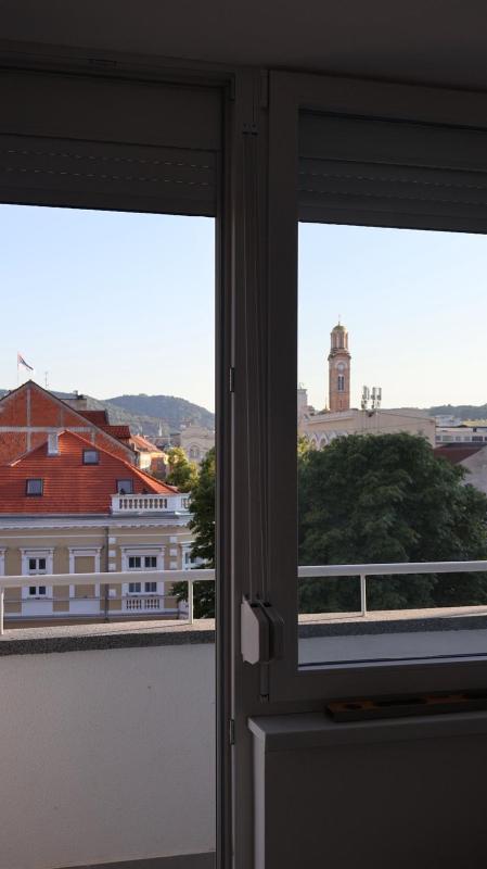 LaNy CENTRAL APARTMENT - image 13