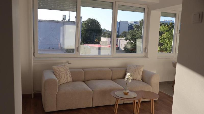 LaNy CENTRAL APARTMENT - image 11