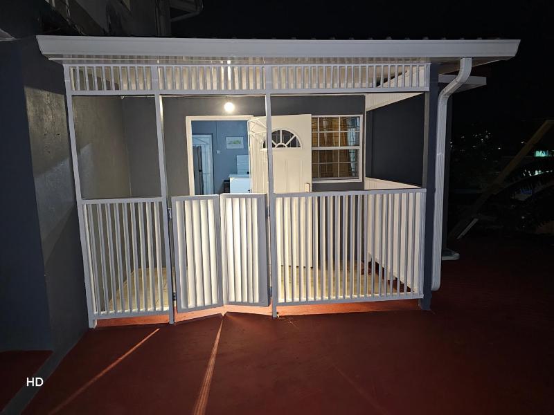 Baths Resident Suites - image 14