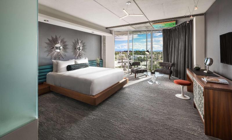 Hotel Valley Ho - image 4