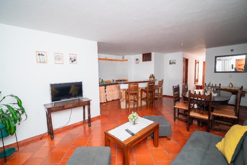 Cozy house with a family atmosphere - image 10
