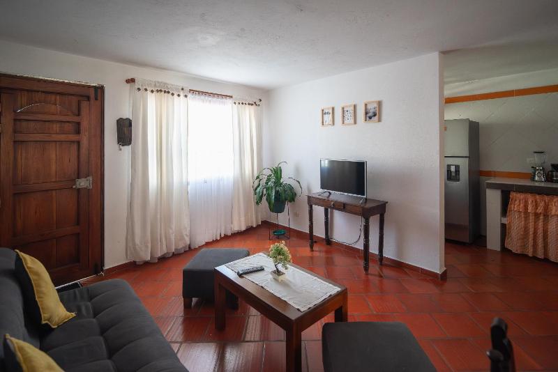 Cozy house with a family atmosphere - image 12