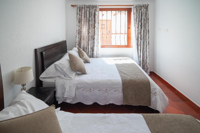 Cozy house with a family atmosphere - image 30