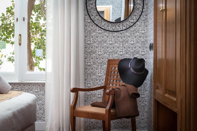 Superior Double or Twin Room image 3