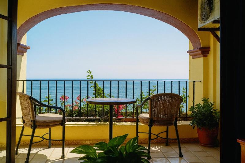 Lindo Mar Resort - image 9
