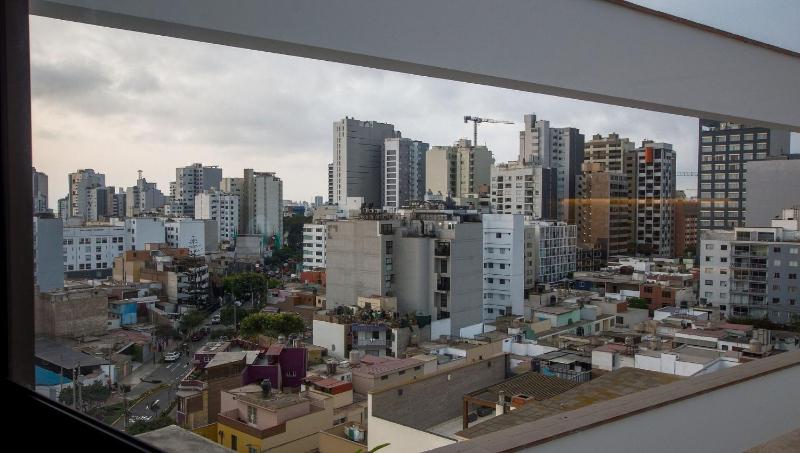 Minimalist Apt in Miraflores Spectacular Views - image 8