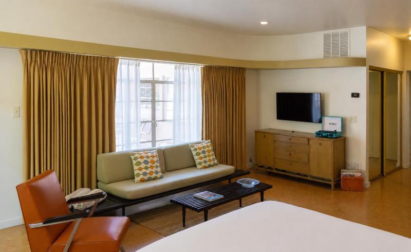 The Hideaway - 21 and Over - A Town & Desert Boutique Hotel - image 30