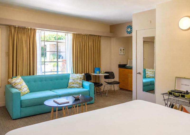 The Hideaway - 21 and Over - A Town & Desert Boutique Hotel - image 40
