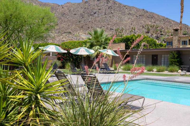 The Hideaway - 21 and Over - A Town & Desert Boutique Hotel - image 37