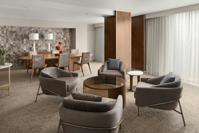 Houston Marriott Uptown by the Galleria - image 40