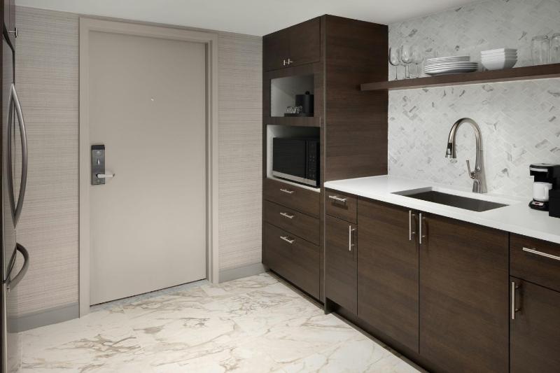 Houston Marriott Uptown by the Galleria - image 38