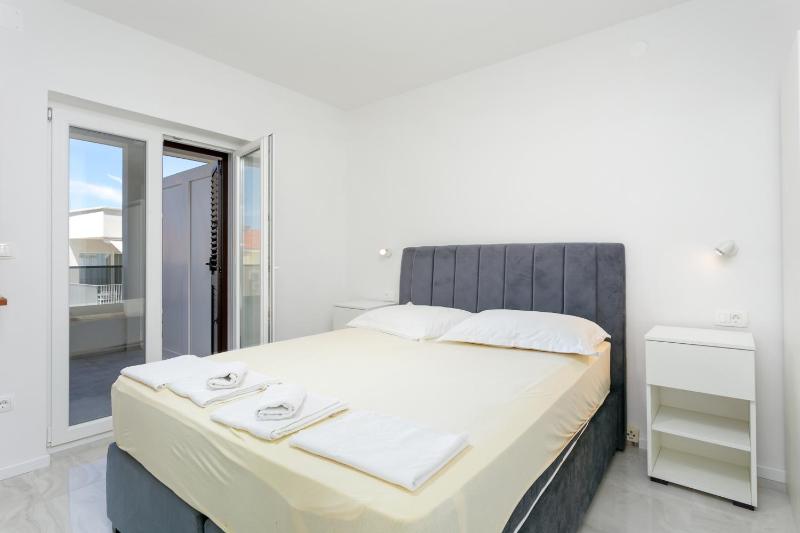 Apartment Baska Voda 6773a - image 21